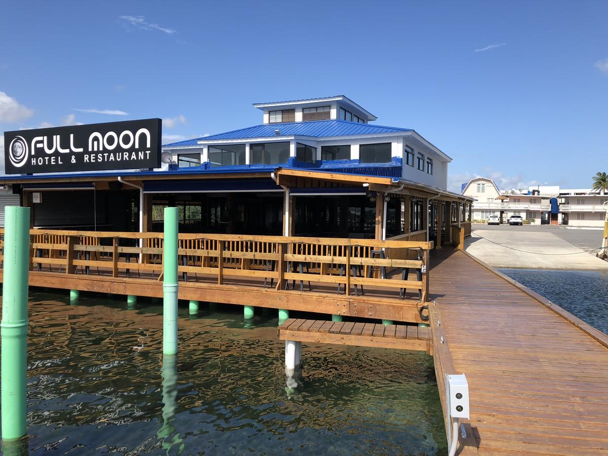 Full Moon Hotel & Restaurant 萨利纳斯 外观 照片